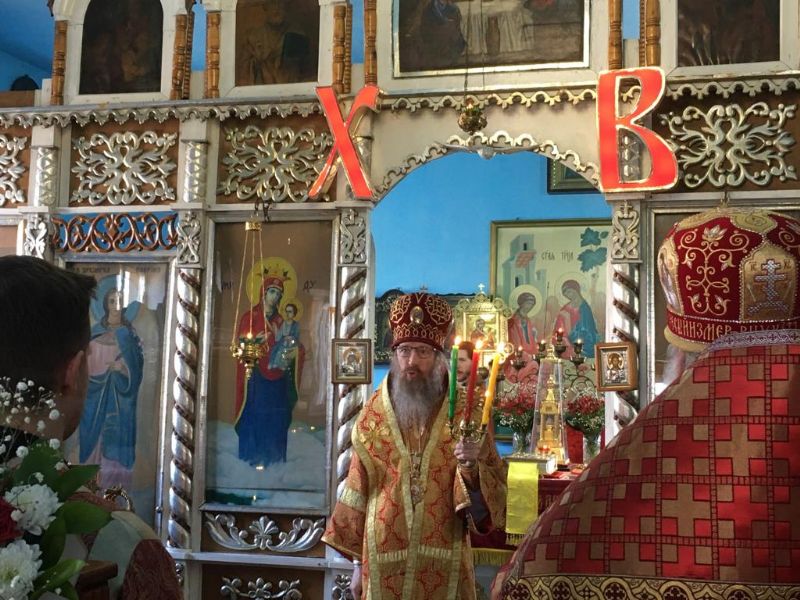 В завершение Светлой седмицы глава Томской митрополии возглавил пасхальные торжества в Покровском храме г. Асино