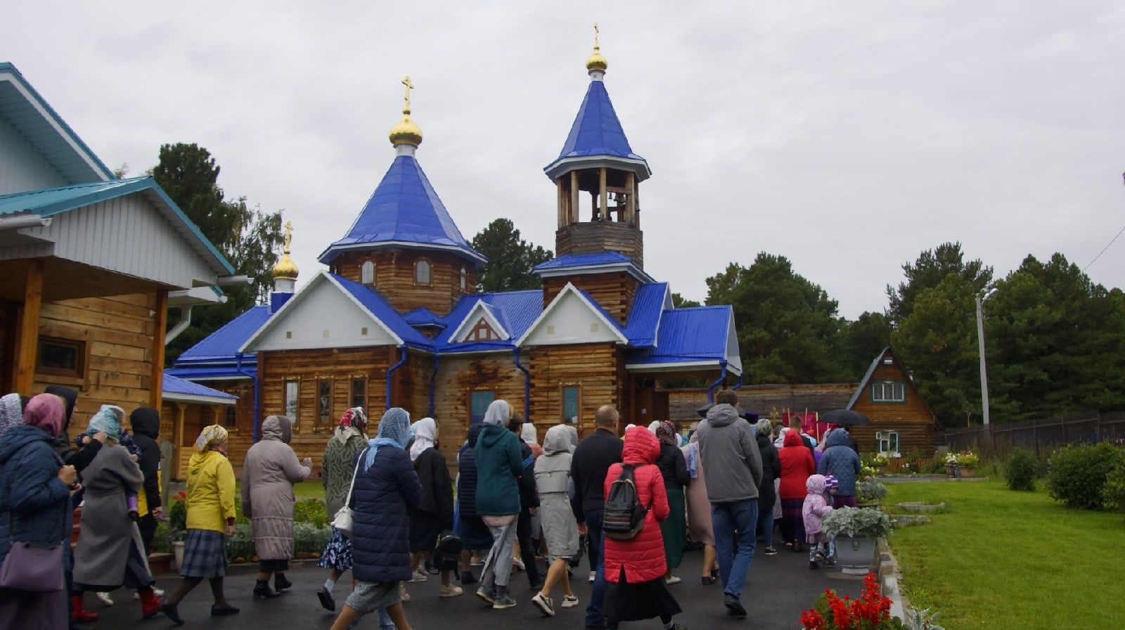 Престольный праздник храма отметили в п. Лоскутово