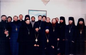 1997 год, встреча точной копии иконы Почаевской Божьей Матери в Магадане. Встреча в епархиальном управлении