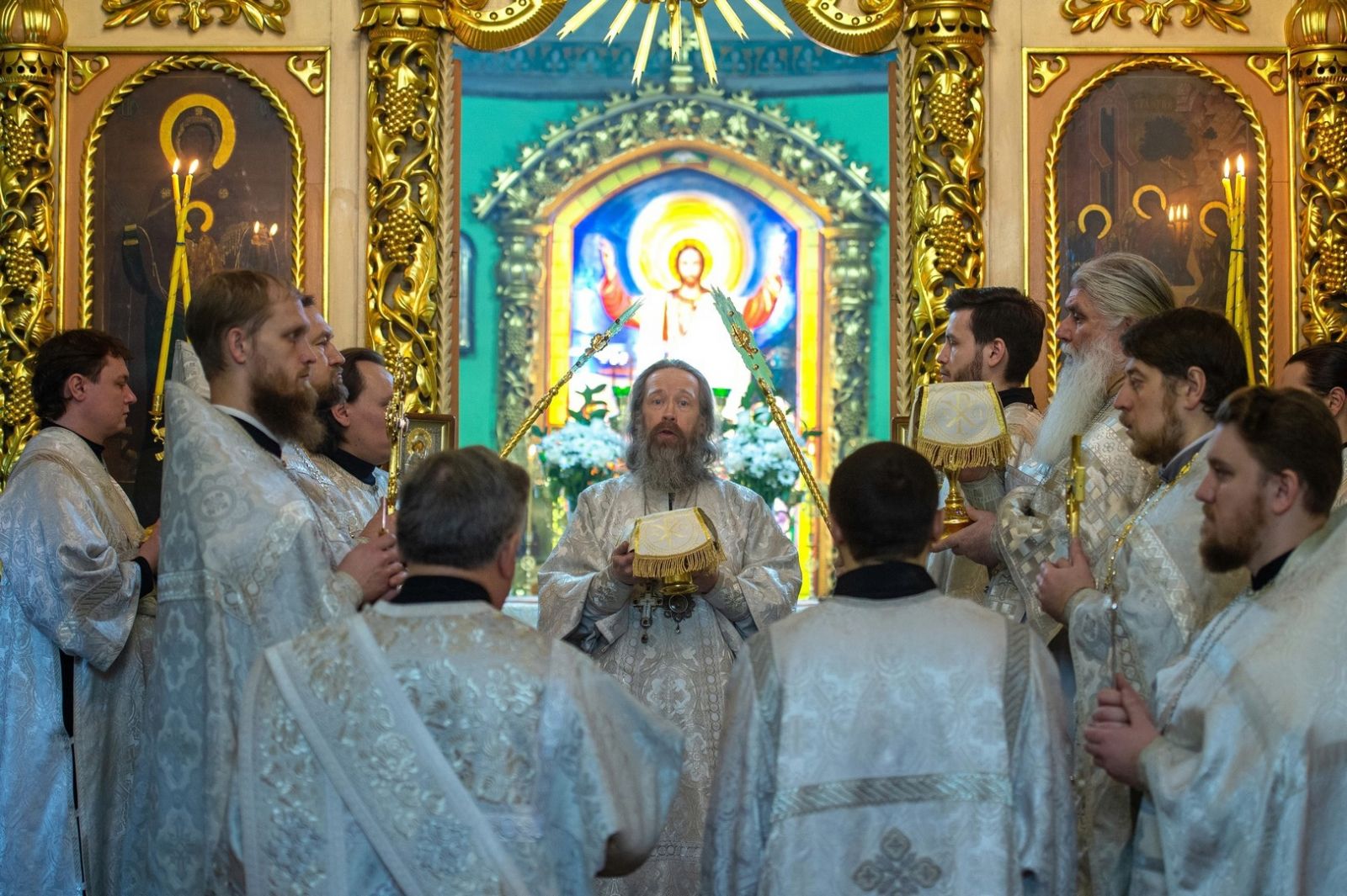 В праздничные святые дни митрополит Ростислав возглавит богослужения в храмах Томска и области