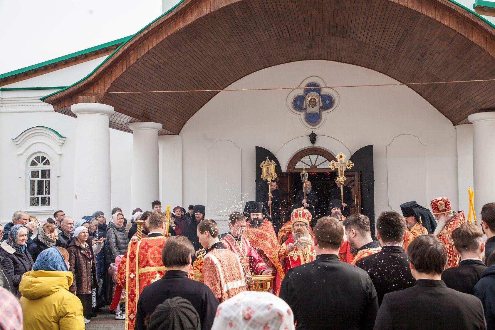 Архиерейское богослужение в Богородице-Алексиевском монастыре