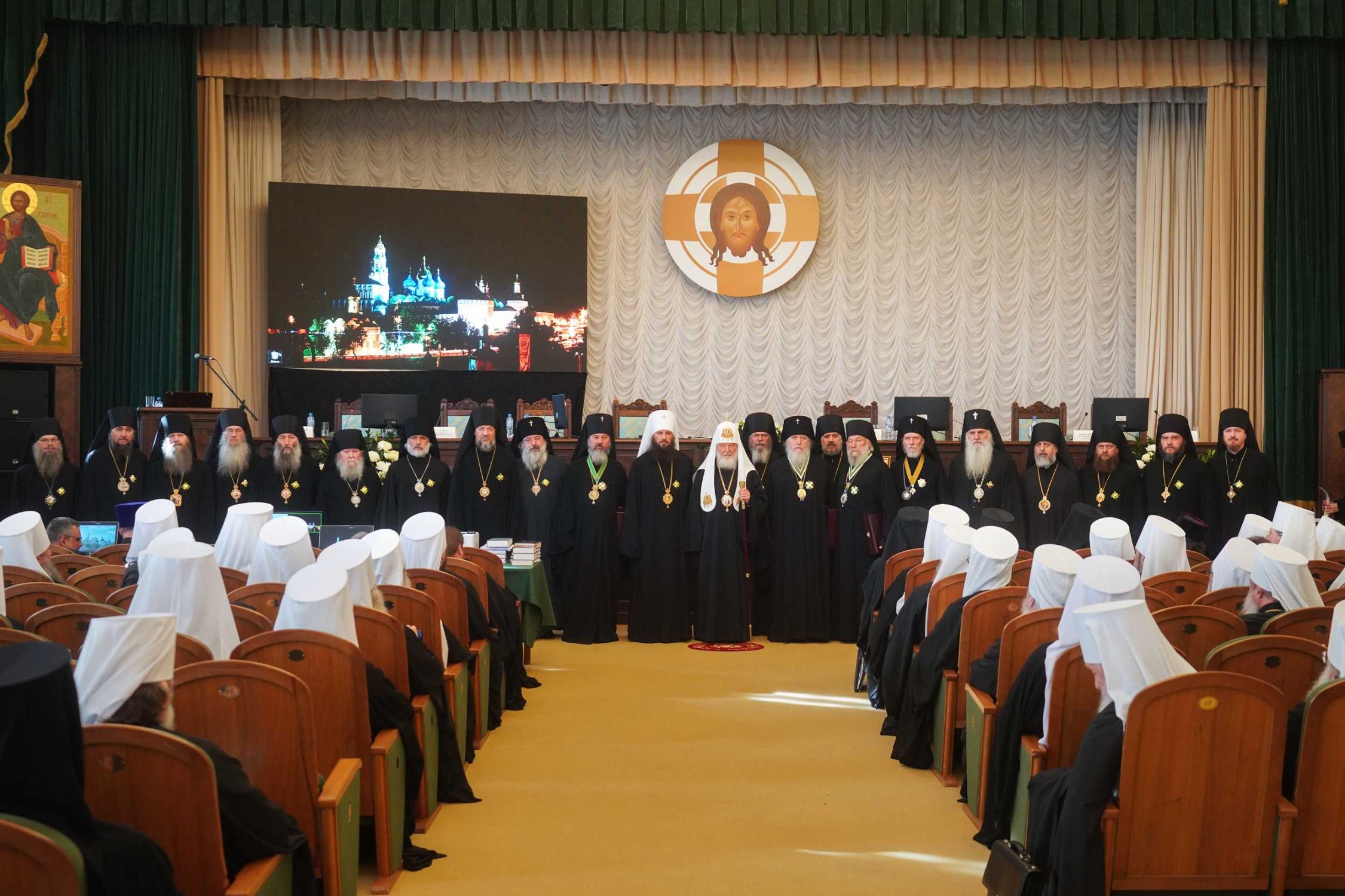 Состоялось Архиерейское Совещание Русской Православной Церкви
