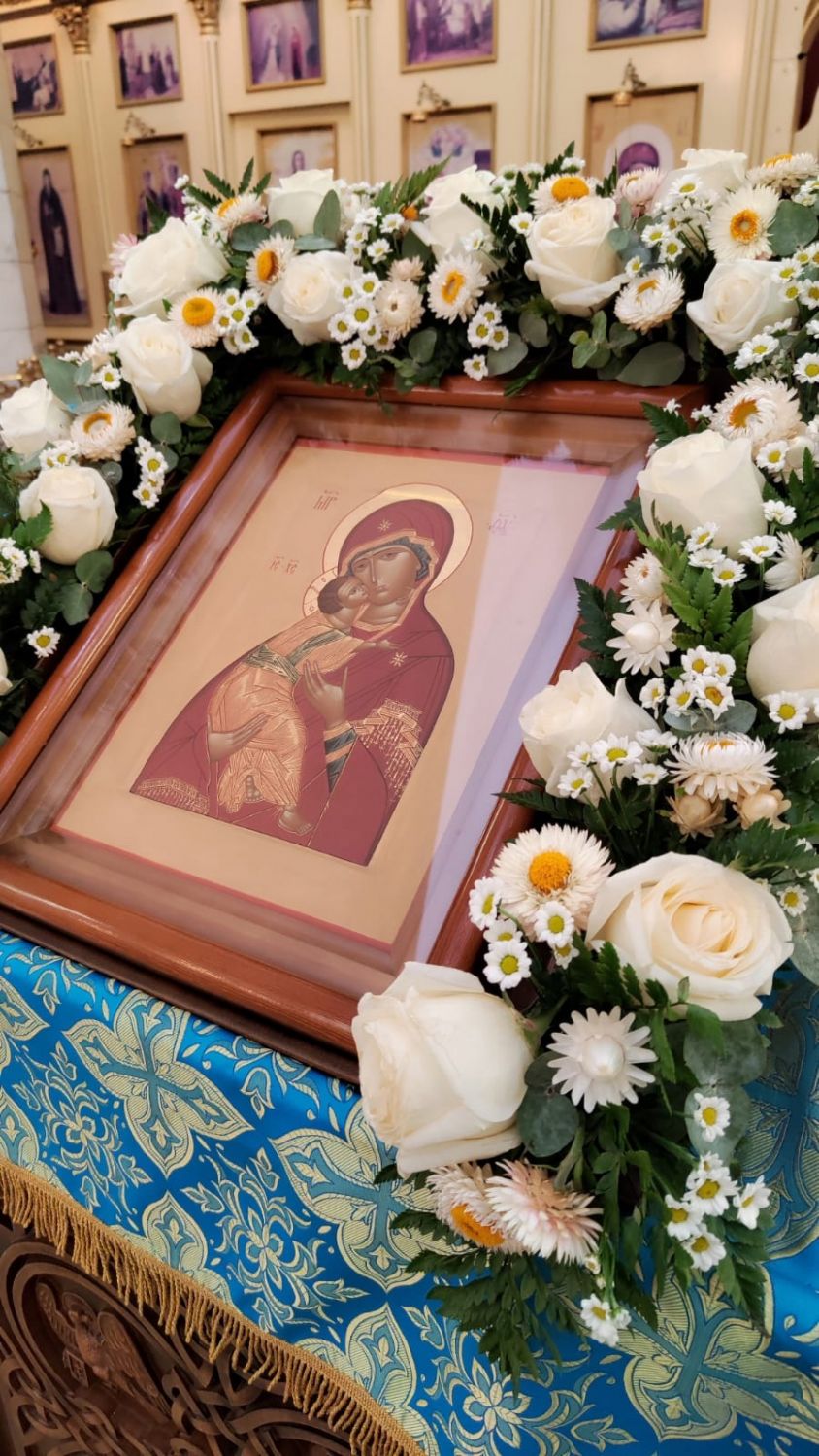 Престольный праздник отметили во Владимирском храме г. Северска