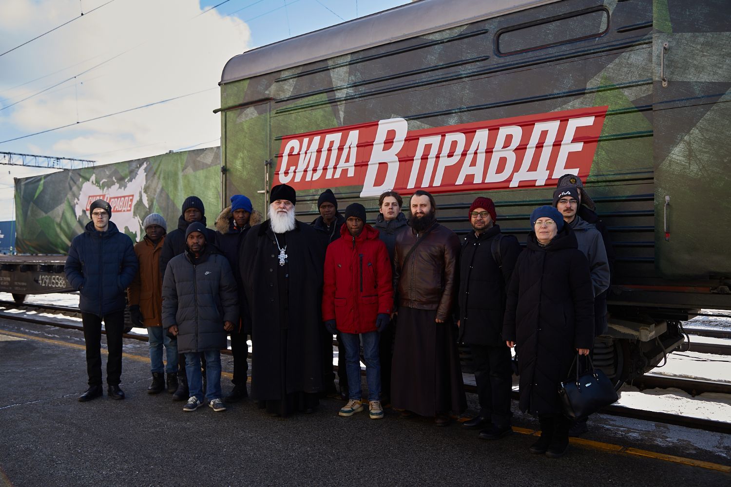 Студенты Томской семинарии приняли участие во встрече поезда-музея «Сила в правде»