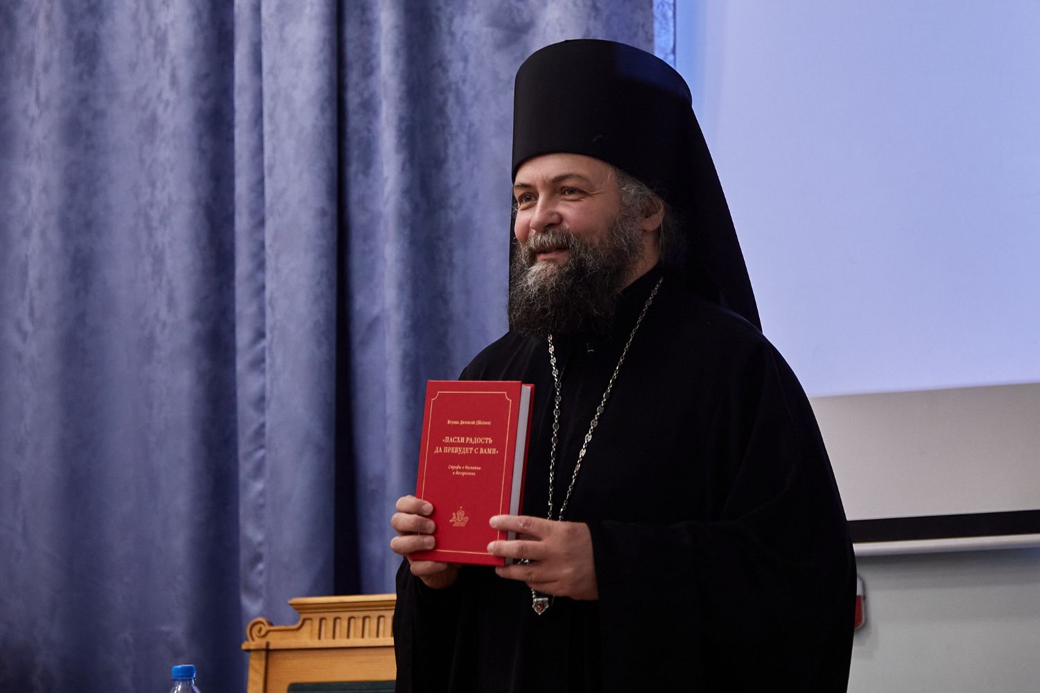 Профессор Московской духовной академии встретился с духовенством Томской епархии и семинаристами