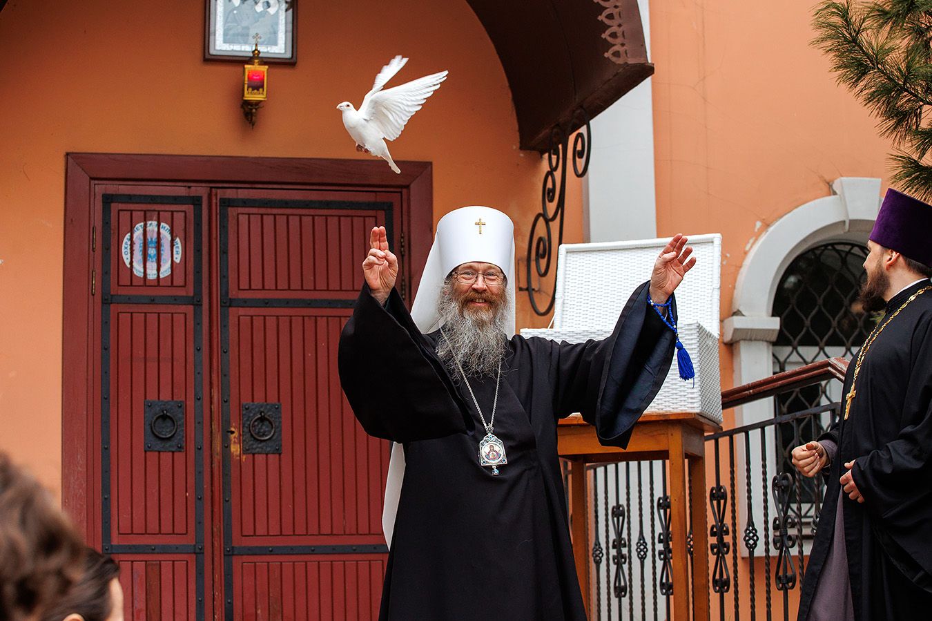 В праздник Благовещения Пресвятой Богородицы в храмах Томской епархии были совершены торжественные богослужения