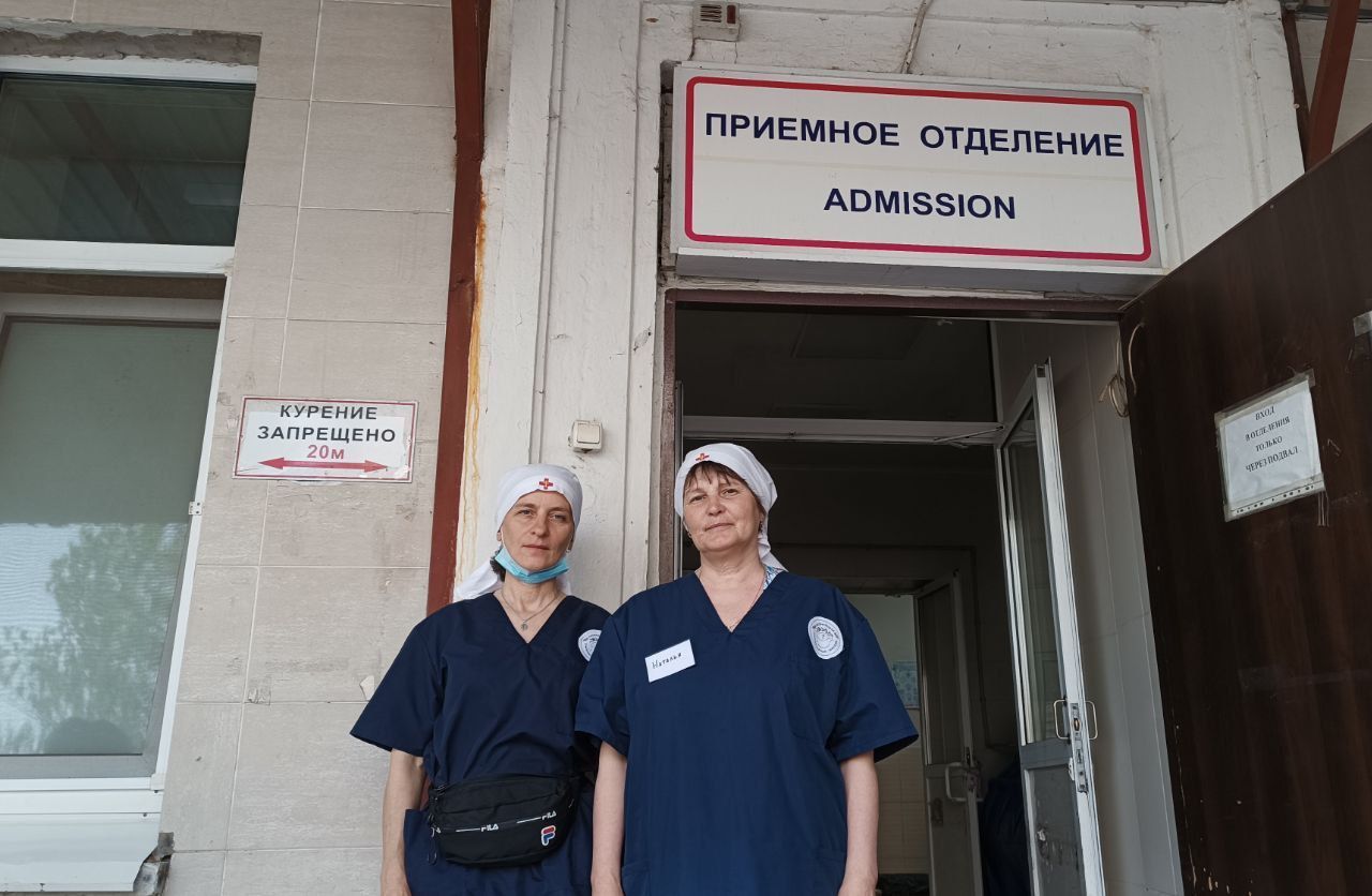 Сёстры милосердия патронажной службы Дома сестринского ухода совершают служение в больницах Донецка