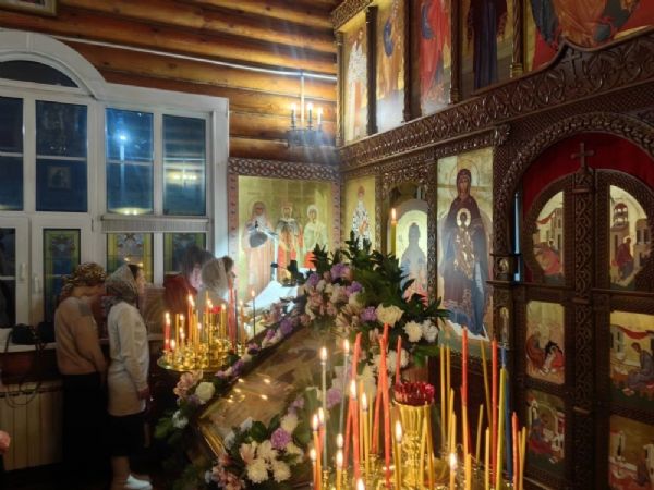 Свято-Никольский храм, п. Зональная Станция