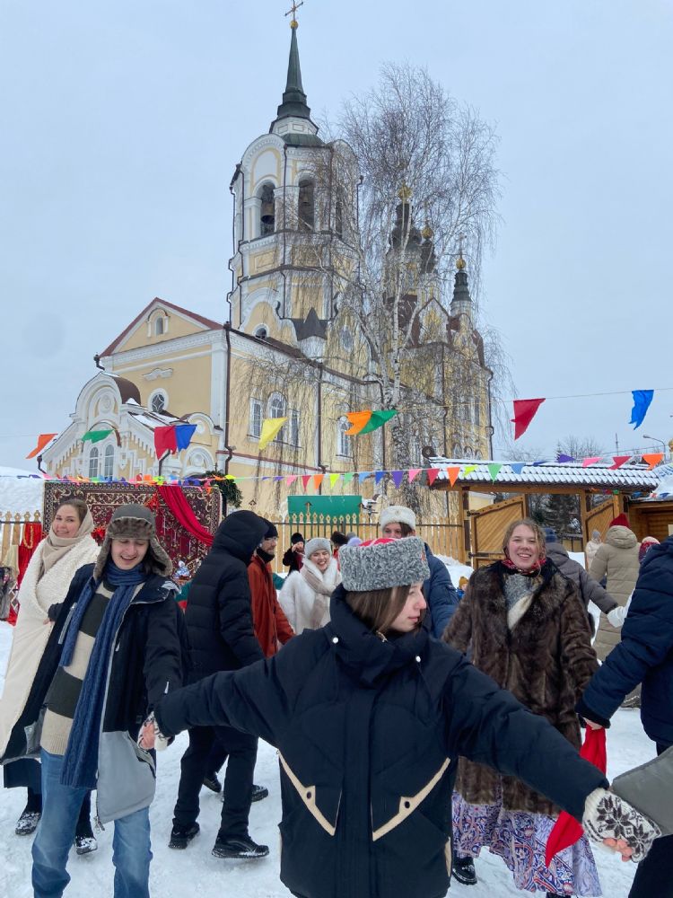 В Томске отметили День православной молодёжи