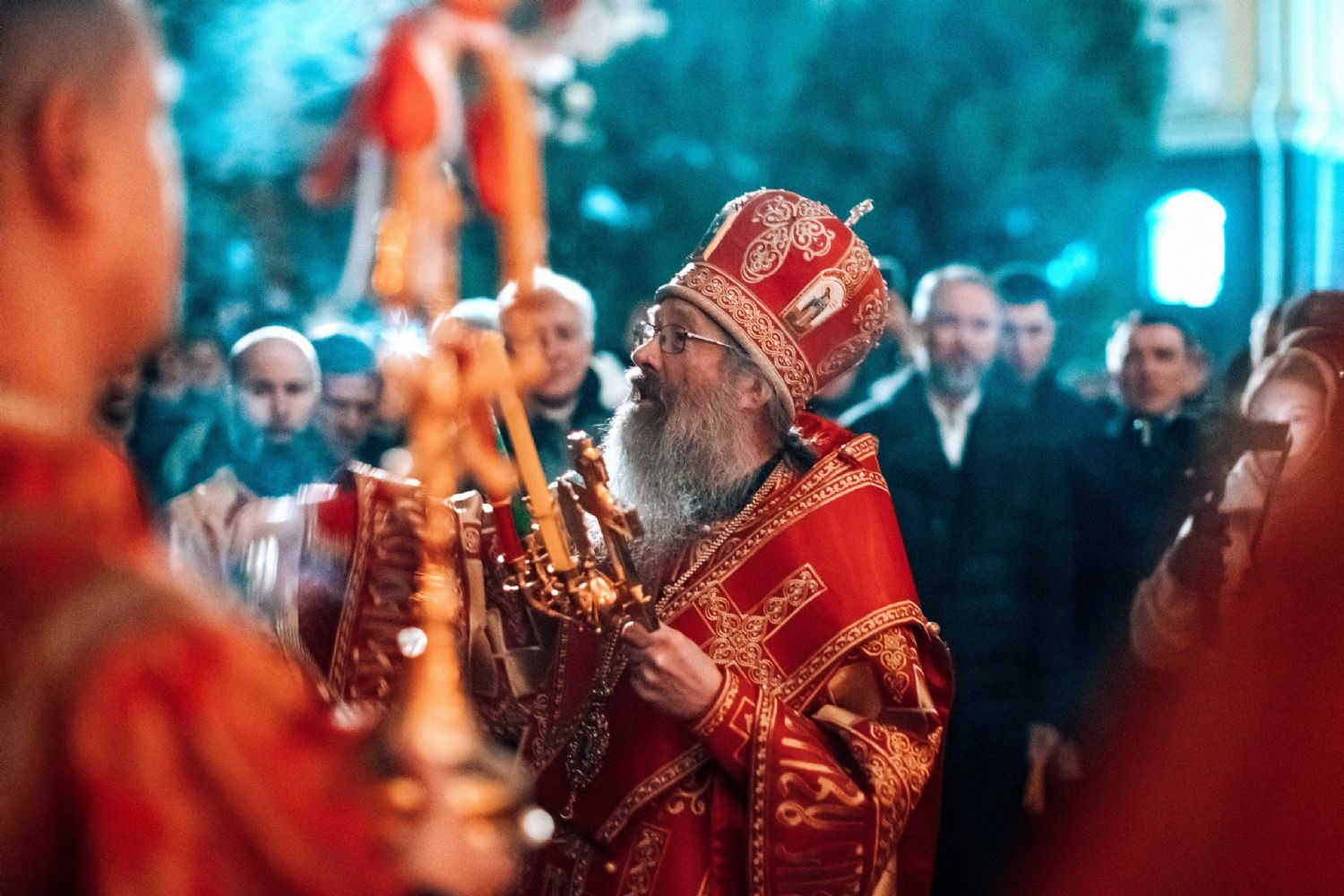 Праздников Праздник и Торжество из торжеств. Праздник Светлого Христова Воскресения встретили в Богоявленском кафедральном соборе г. Томска